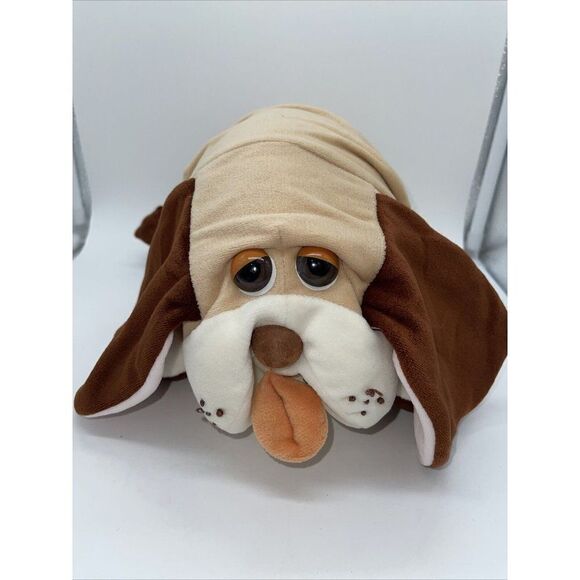 1985 THE KRUMPLES FAMILY STUFFED PLUSH Brown Hound Dog WRINKLES PLAY GROUP - Picture 1 of 10